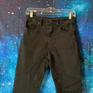 Delia’s Logan black skinny jeans